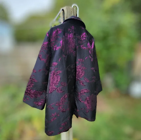 CHICO'S Black/Plum Travelers Floral Jacquard Jacket - Picture 11 of 14